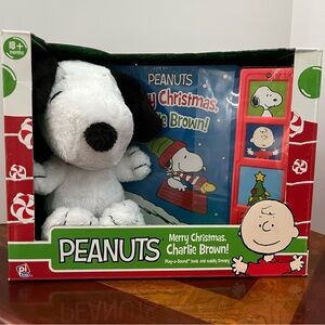 Peanuts Merry Christmas Charlie Brown Plush Toy and Book Set